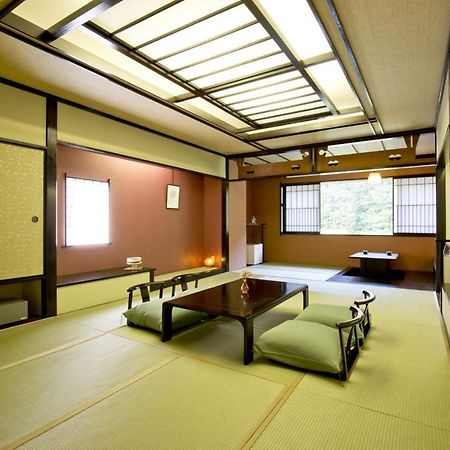 Takamiya Ryokan Beni Tozawa Luaran gambar