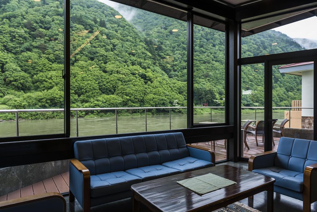 Takamiya Ryokan Beni Tozawa Luaran gambar