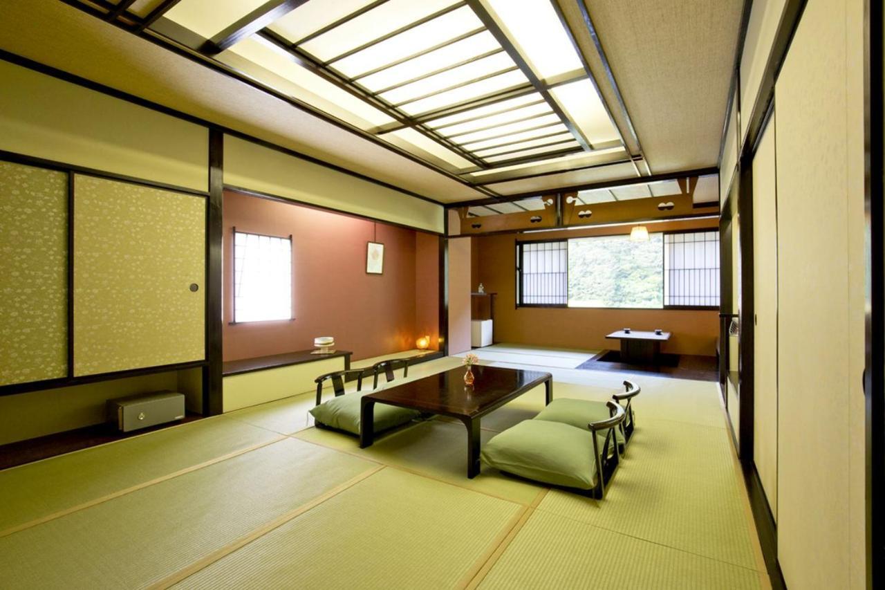 Takamiya Ryokan Beni Tozawa Luaran gambar